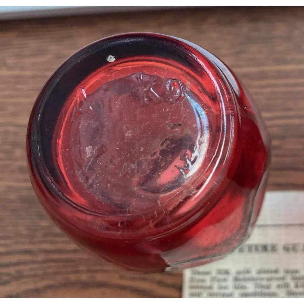 Vintage Airko Salt & Pepper Shaker flash red w/cork inserts approx. 3 1/4